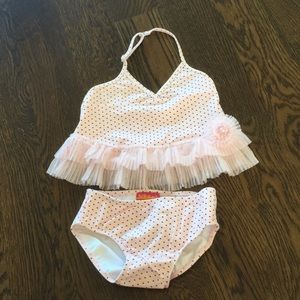 Little polka dot bikini! 👙